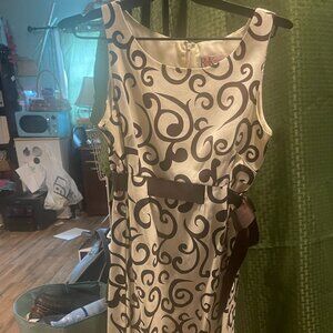 B & K Originals Petite Size 6p